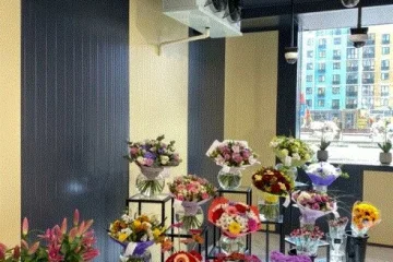 Магазин цветов ЛюбиЦветы на Производственной улице фотография 2
