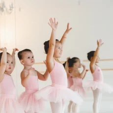 Детская балетная школа Балет с 2 лет на Боровском шоссе фотография 3